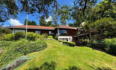 Hermosa Casa Vista Al Volcán Cercana A Villarrica