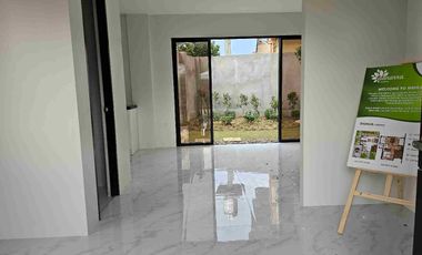 Free Solar Panel 4 Bedrooms 2 Storey Single Detached House with lanai