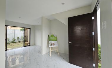 Free Solar Panel 4 Bedrooms 2 Storey Single Detached House with lanai