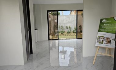 Free Solar Panel 4 Bedrooms 2 Storey Single Detached House with lanai