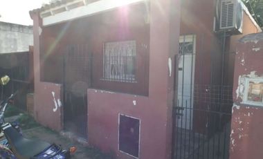 LOTE CON CASA - IDEAL INVERSOR