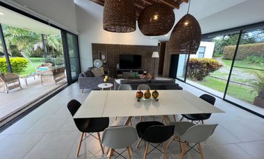 RENTO CASA CAMPESTRE EN EXCLUSIVO CONJUNTO CERRADO SECTOR CLUB CAMPESTRE