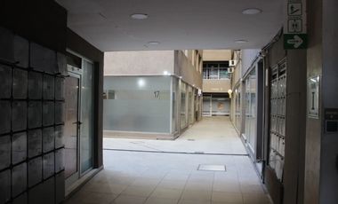 OFICINA EN EL CENTRO DE CASEROS