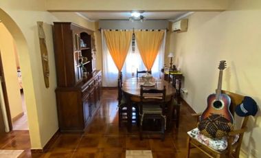 DOS CASAS EN PH - DEPTO AL FONDO - PISCINA Y TERRAZA