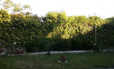 CASA AMPLIA EN BARRIO VILLA CLUB