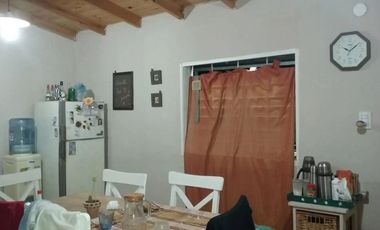 CASA AMPLIA EN BARRIO VILLA CLUB