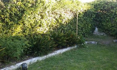 CASA AMPLIA EN BARRIO VILLA CLUB