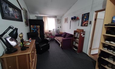 ACOGEDORA PROPIEDAD A PASOS DEL METRO EL PINO