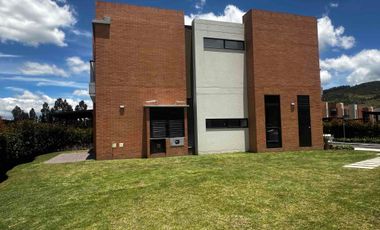 Vendo casa Oikos Savanna