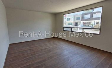 Casa en Venta en Lomas Verdes, Naucalpan de Juárez