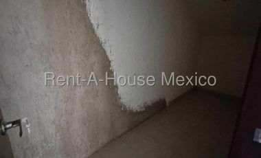 Casa en Venta en Lomas Verdes, Naucalpan de Juárez