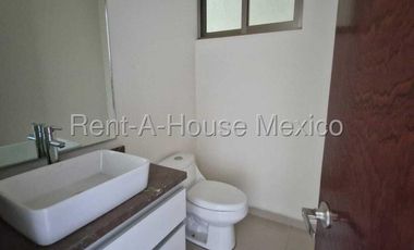 Casa en Venta en Lomas Verdes, Naucalpan de Juárez