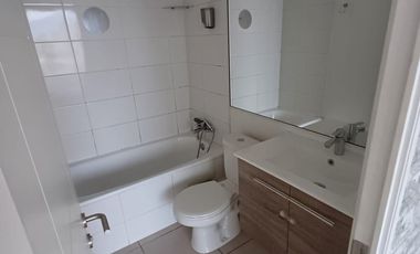 Departamento 2D2B Estacionamiento cercano Metro Rodrigo de Araya