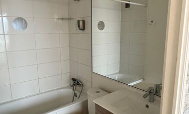 Departamento 2D2B Estacionamiento cercano Metro Rodrigo de Araya