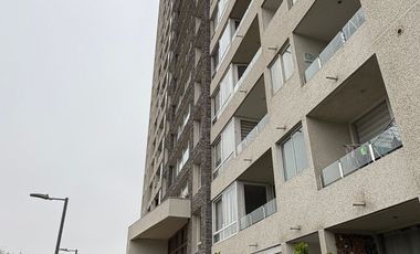 Departamento 2D2B Estacionamiento cercano Metro Rodrigo de Araya