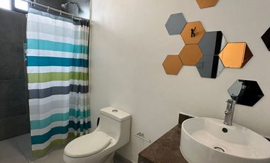 Casa amueblada, de 1 planta ¡CON PANELES SOLARES! en privada Kanan.