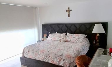 Residencia en venta de 4 Recámaras con Roof Garden en Zona Plateada