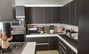 Residencia en venta de 4 Recámaras con Roof Garden en Zona Plateada