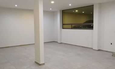 Residencia en venta de 4 Recámaras con Roof Garden en Zona Plateada