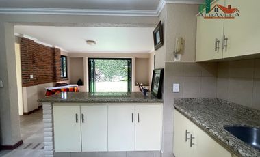 CASA EN VENTA LOMAS DE AHUATLAN