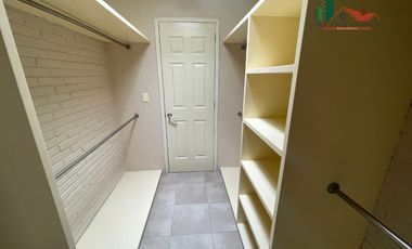 CASA EN VENTA LOMAS DE AHUATLAN