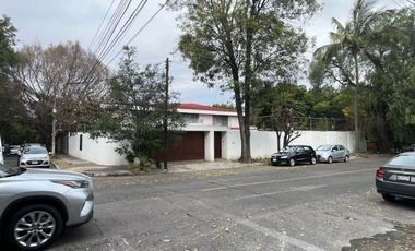 CASA EN RENTA PARA OFICINAS EN LA MINERVA