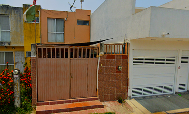 EXCELENTE CASA DE OPORTUNIDAD EN MORENO, VERACRUZ