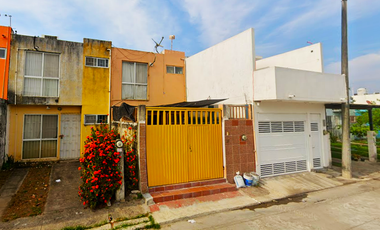 EXCELENTE CASA DE OPORTUNIDAD EN MORENO, VERACRUZ