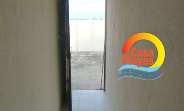 Vendo Casa en Playas Villamil, Av Sixto Chang, Vía a Karibao Engabao