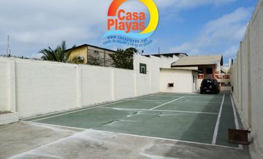 Vendo Casa en Playas Villamil, Av Sixto Chang, Vía a Karibao Engabao