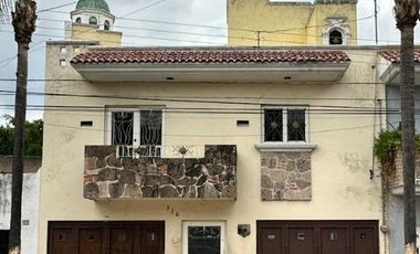 CASA EN VENTA EN COLONIA ANTONIO YAÑEZ CERCA DEL PARQUE SAN JACINTO