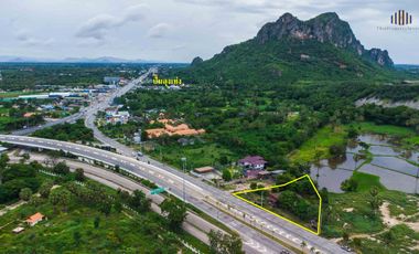 Land for Sale – Pink Zone (Commercial) Zoning, Mountain View, Prime Location at Cha-am Beach Entrance Cha-am – Hua Hin Zone, Phetchaburi “The ultimate