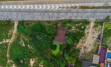 Land for Sale – Pink Zone (Commercial) Zoning, Mountain View, Prime Location at Cha-am Beach Entrance Cha-am – Hua Hin Zone, Phetchaburi “The ultimate