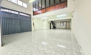 87594 - ขายอาคารพาณิชย์ 2 ชั้นครึ่ง ทำเลทอง ติดถนนเพชรเกษม! ถูกที่สุดในย่านนี้ เหมาะสำรับทำ โกดัง คลังสินค้า