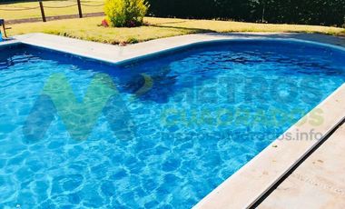 CASA DE CAMPO en LAGO de PÁTZCUARO, con ALBERCA