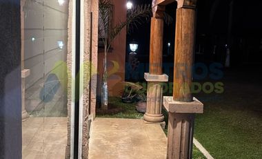 CASA DE CAMPO en LAGO de PÁTZCUARO, con ALBERCA