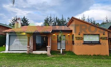 CASA DE CAMPO en LAGO de PÁTZCUARO, con ALBERCA
