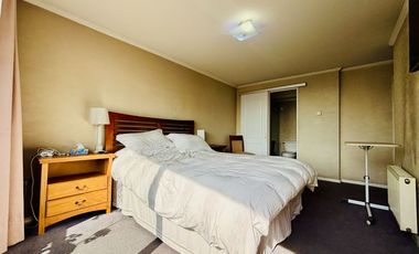 Se Vende 3 Dormitorios, Cocina Remodelada, Terraza Norte. Estacionamiento + Bodega, Providencia