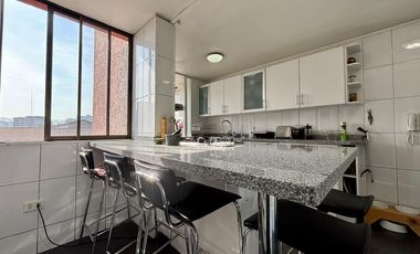 Se Vende 3 Dormitorios, Cocina Remodelada, Terraza Norte. Estacionamiento + Bodega, Providencia