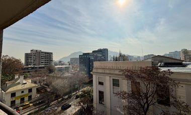 Se Vende 3 Dormitorios, Cocina Remodelada, Terraza Norte. Estacionamiento + Bodega, Providencia