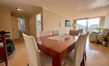 Se Vende 3 Dormitorios, Cocina Remodelada, Terraza Norte. Estacionamiento + Bodega, Providencia