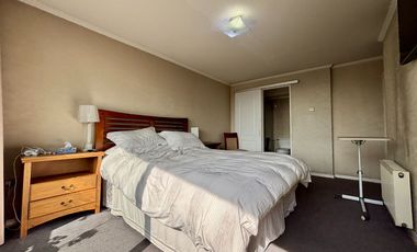 Se Vende 3 Dormitorios, Cocina Remodelada, Terraza Norte. Estacionamiento + Bodega, Providencia