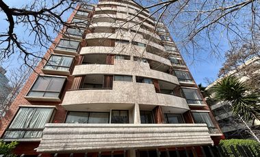 Se Vende 3 Dormitorios, Cocina Remodelada, Terraza Norte. Estacionamiento + Bodega, Providencia