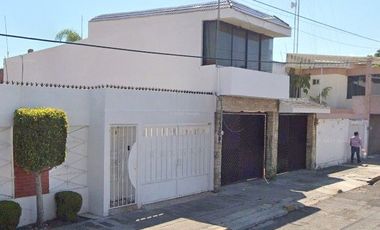 VENTA DE CASA EN PUEBLA HEROICA PUEBLA DE ZARAGOZA COL JARDINES DE SASN MANUEL
