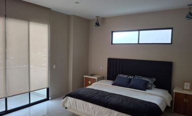 Casa de venta en Samborondón, urbanización La Riona