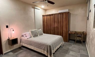 TEMOZÓN NORTE HERMOSA VILLA EN RENTA CON SU PROPIA PISCINA TIPO JACUZZI, AMUEBLADA Y EQUIPADA.