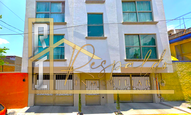 EDIFICIO CON 8 DEPARTAMENTOS A LA VENTA , LA ESCUELA, TLALNEPANTLA EN REMATE
