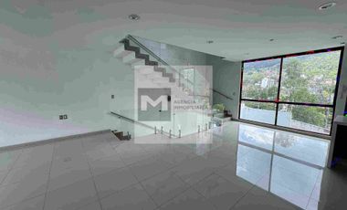 CASA EN RENTA EN LINDA VISTA TRES MARÍAS