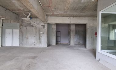 Local comercial en el corazón de Isla Teja