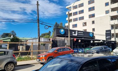 Local comercial en el corazón de Isla Teja